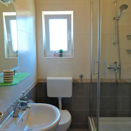 Tranquil And Stylish With Sea View